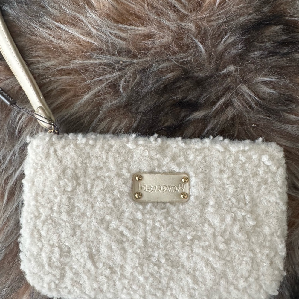 Bearpaw wristlet